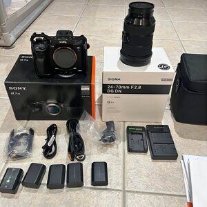 Sony a7siii with extras!! MINT with Sigma 24-70mm lens